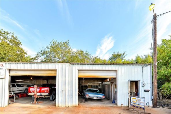 410 W Madison St, Waxahachie, TX 75165